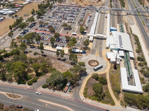 drone image of the mandurah metronet station